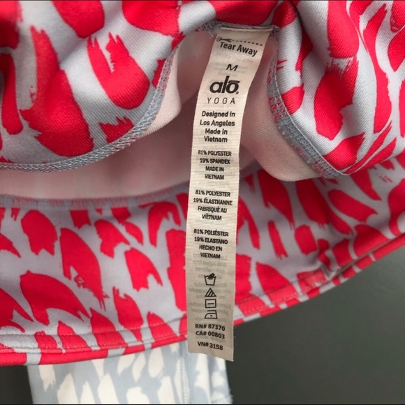 *SOLD* Alo pink and gray yoga pants. - Picture 5 of 5